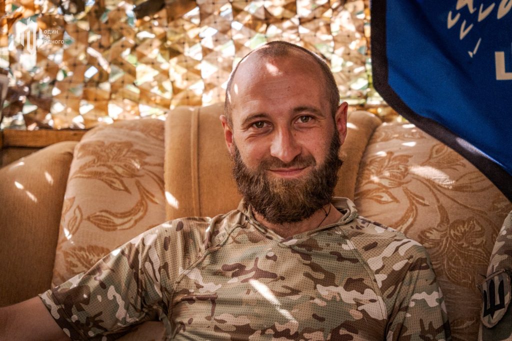 Штурмовик роти «Шквал» 141 ОМБр під час інтерв'ю